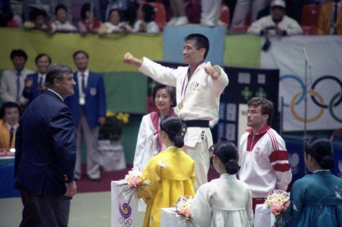 88 서울올림픽대회(유도 / 65Kg 이경근 우승) 이미지