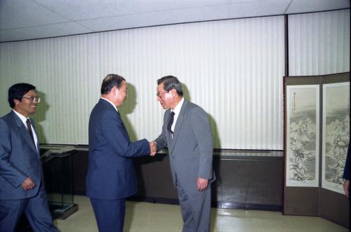이현재 국무총리 연합통신 청사 준공 리셉션 참석 이미지