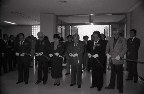정한모 문화공보부 장관 한국예술문화단체 총연합회, 미술협회 회원전 관람 이미지