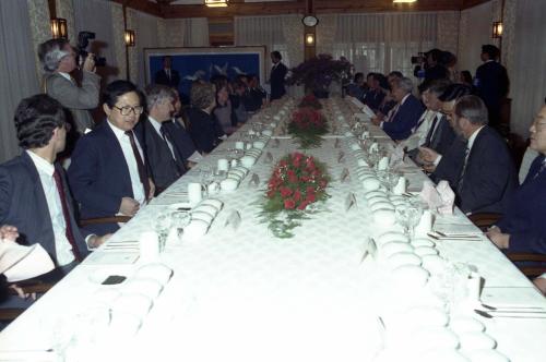 강영훈 국무총리 로버트 호크 호주 수상을 위한 오찬 이미지