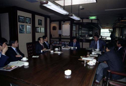 조선일보 부지영기자 외신기자와 인터뷰(김대중 평민당총재 유럽순방 기사 관련) 이미지