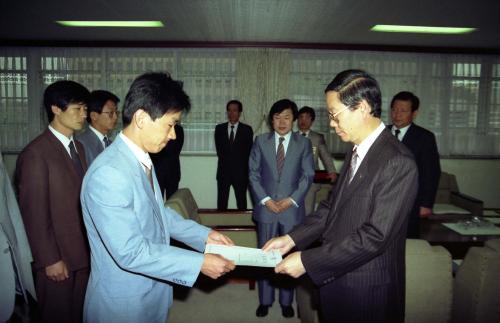 강용식 문화공보부 차관 사무관 임명장 수여식(5명) 이미지