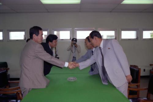 남측 적십자 북측에 실무예비회담 관련 서신 전달 이미지