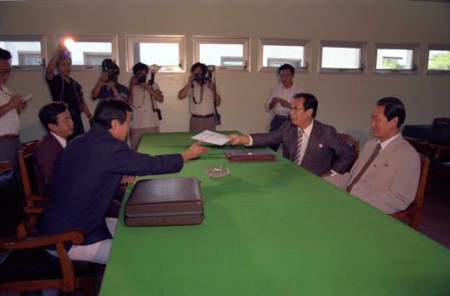 북측적십자 임수경 관련 남측적십자측에 서신 전달 이미지