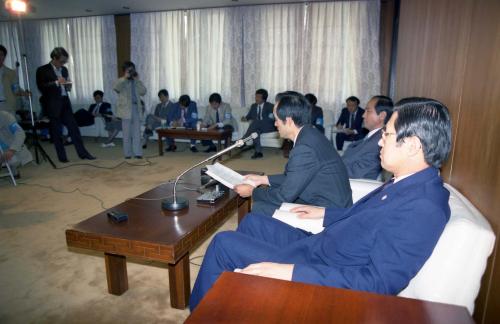 남북적십자회담 본회담을 위한 실무접촉 이미지