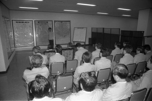 최병렬 문화공보부 장관 '89 을지훈련 상황보고 청취 이미지