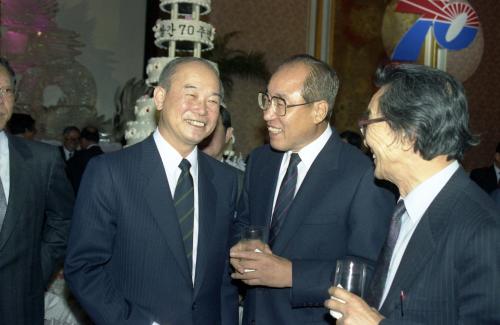 강영훈 국무총리 조선일보 창간 70주년 기념 리셉션 참석 이미지