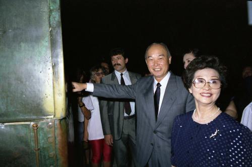 강영훈 국무총리 터키 블루 모스크 관람 이미지