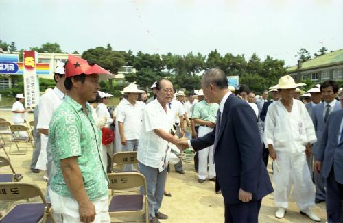 강영훈 국무총리 나로도 연육교 기공식 참석 이미지