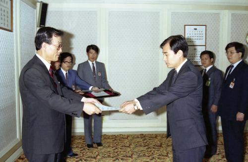 노재봉 청와대 비서실장 직원 임명장 수여식 이미지