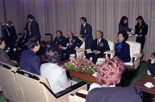 강영훈 국무총리 대한적십자사 창립 85주년 기념식 참석 이미지
