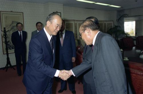 강영훈 국무총리 전국경제인연합회 간담회 이미지