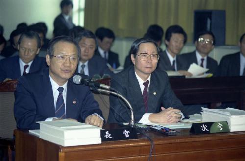90 공보처 국정감사 이미지