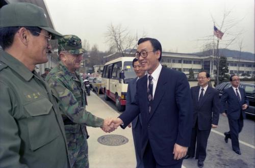 노재봉 국무총리 팀스피릿(연합작전) 지휘소 순시 이미지