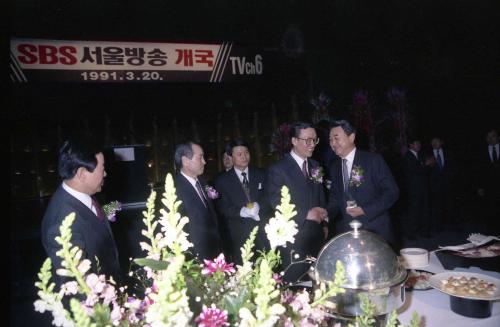 노재봉 국무총리 서울방송(SBS) 개국 리셉션 참석 이미지
