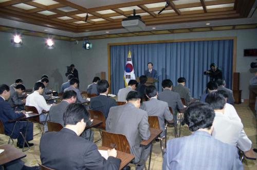이수정 청와대 대변인 개각 발표 이미지