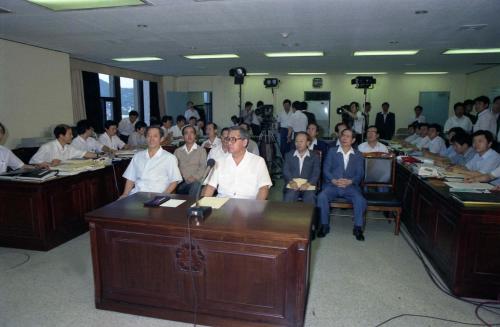정원식 국무총리 재해대책본부 순시 이미지