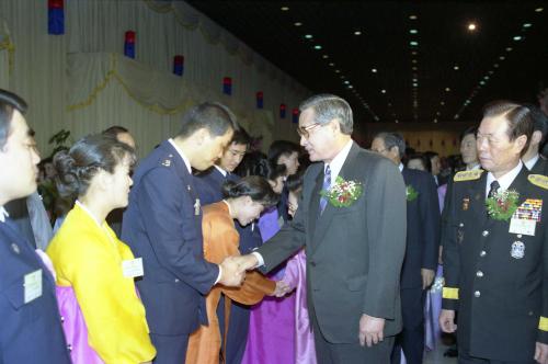 정원식 국무총리 제46주년 경찰의 날 기념 리셉션 이미지