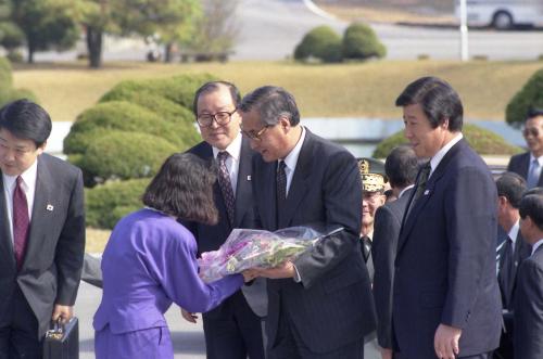 남측고위급 4차 본회담을 마치고 판문점 귀환(평양) 이미지