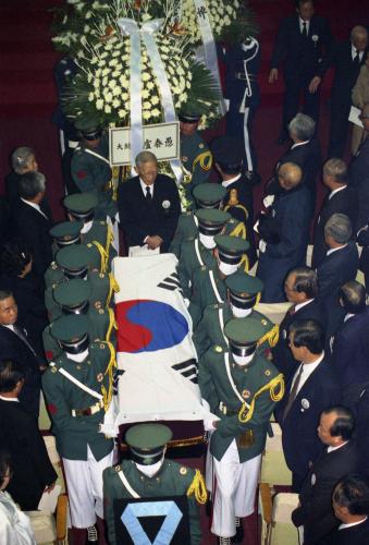 정원식 국무총리 고당 조만식 선생 추모식 이미지