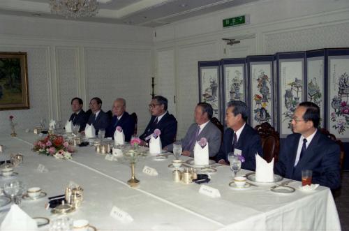 정원식 국무총리 제17회 전국품질관리 표준화대회 및 포상식 이미지