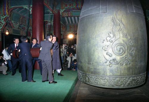 보신각 제야의 타종 이미지