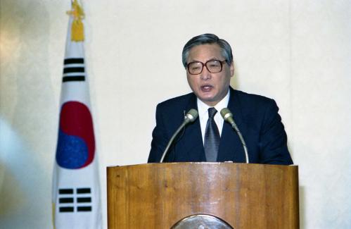 정원식 국무총리 제14대 국회의원 투표일 담화 발표 이미지