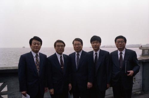 정원식 국무총리 메넴 아르헨티나 대통령 예방 이미지
