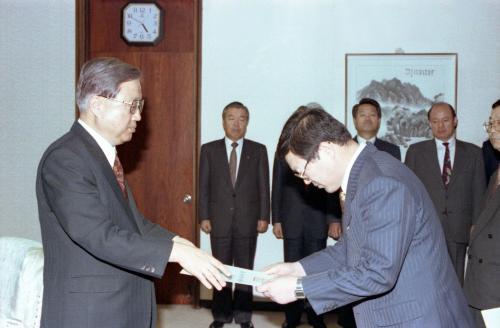 유혁인 공보처 장관 임명장 수여식 이미지