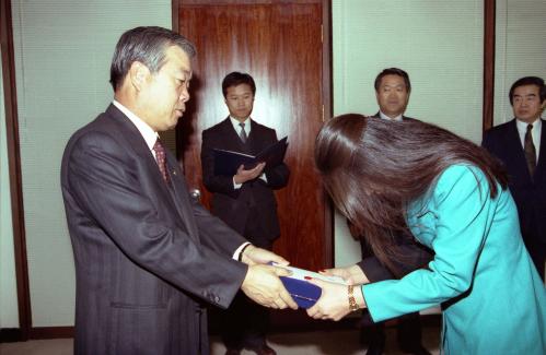 이경식 공보처 차관 유관단체장 표창 이미지