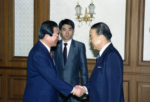 황인성 국무총리 일본 자민당 간사장 접견 이미지