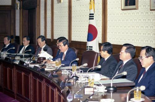 황인성 국무총리 국무회의 직후 EXPO(국제박람회) 정부지원회의 주재 이미지