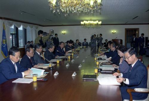 황인성 국무총리 관계장관회의(브라질 리오 환경회의 후속) 주재 이미지