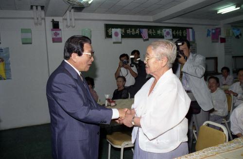 황인성 국무총리 수원 보훈병원 순시 이미지