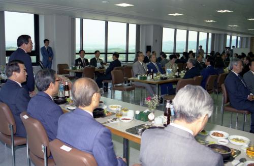황인성 국무총리 신한국창조와 금융실명제 설명회(전북) 이미지