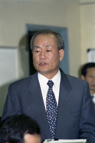행정조정실장 기자와 회견 이미지