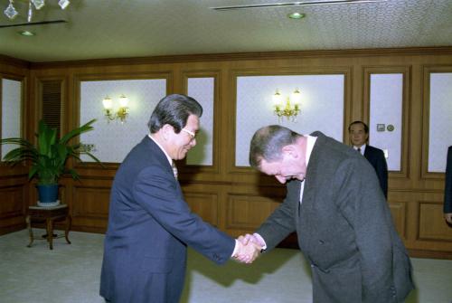 황인성 국무총리 이임 프랑스 대사 접견 이미지