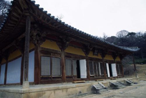 국보 제18호 무량수전, 국보 제17호 석등 이미지