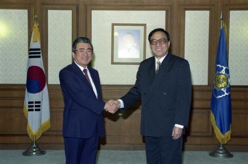 황인성 국무총리 중국 우전부장 접견 이미지