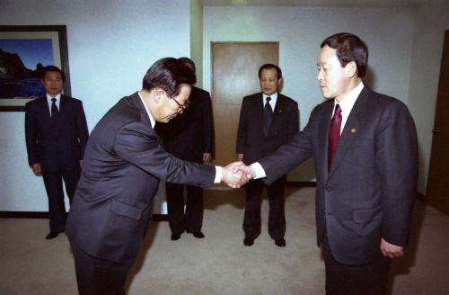 오인환 공보처 장관 이인원 한국방송광고공사 이사 임명장 수여식 이미지