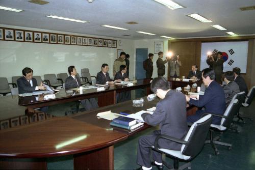 이경재 공보처 차관 사이비언론대책회의 주재 이미지