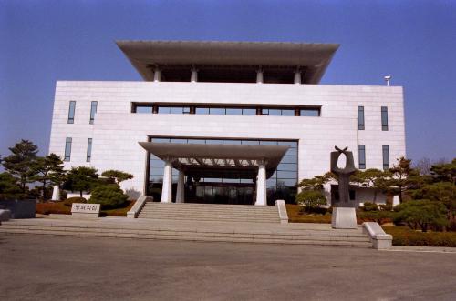남북특사교환 실무접촉 6차회담(송영대 남측 대표) 이미지