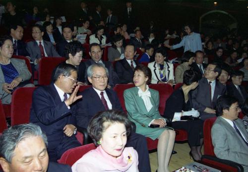 이회창 국무총리 바스티유 오페라단 공연(살로메) 관람 이미지