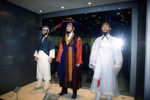 전쟁기념관 전시물 이미지