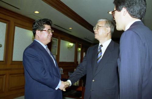 이영덕 국무총리 중국 길림성장 접견 이미지