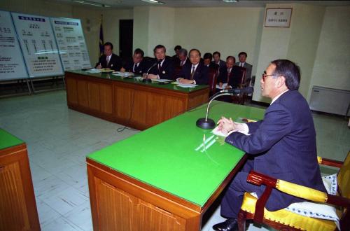 이홍구 국무총리 철도청 순시 이미지