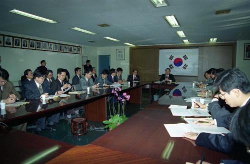 오인환 공보처 장관 기자 간담회 이미지