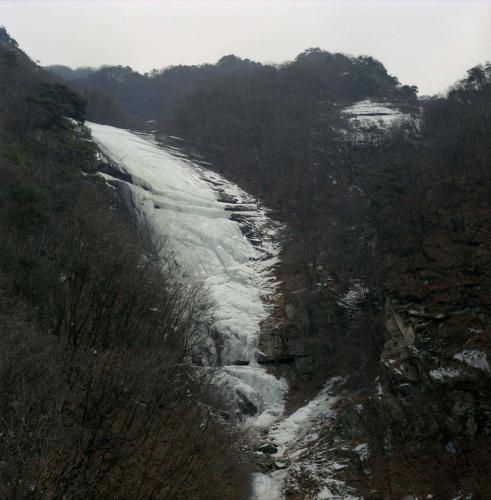 겨울 빙벽 이미지