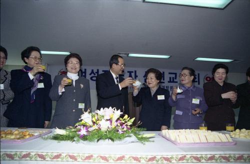 이수성 국무총리 여성지도자 신년교례회 참석 이미지