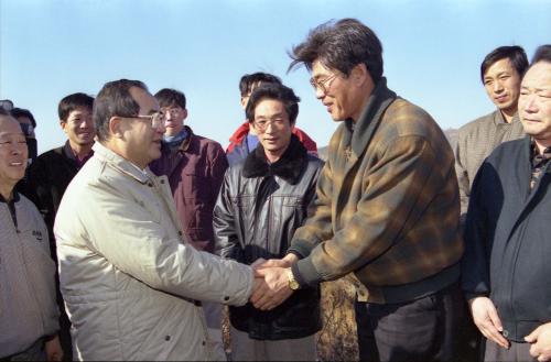 이수성 국무총리 가뭄지역 시찰(I) 이미지